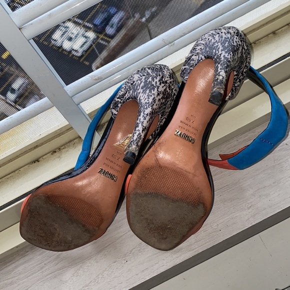 Schutz Heels size 7.5 - Picture 4 of 4